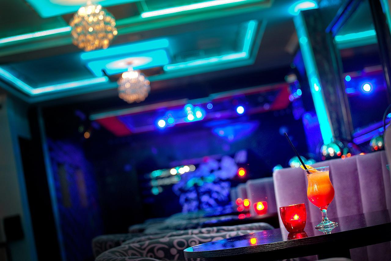 Hotel Restauracja Teczowa Luban Ngoại thất bức ảnh
